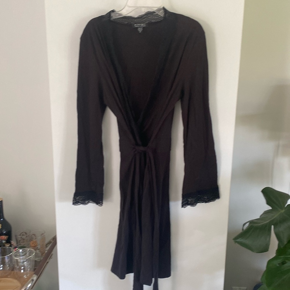 MIDNIGHT CAROLE HOCHMAN black supina cotton lace trim robe dressing gown M